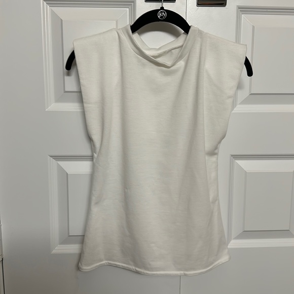 Muscle padded shoulder tee - Picture 1 of 1